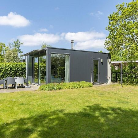 Beautiful Holiday Home With Spacious Garden Sint Maartensvlotbrug Eksteriør billede